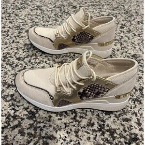 Michael Kors Liv Trainers Women's Sneakers Cream Snake Gold MK Logo  Sz 8 Shoes